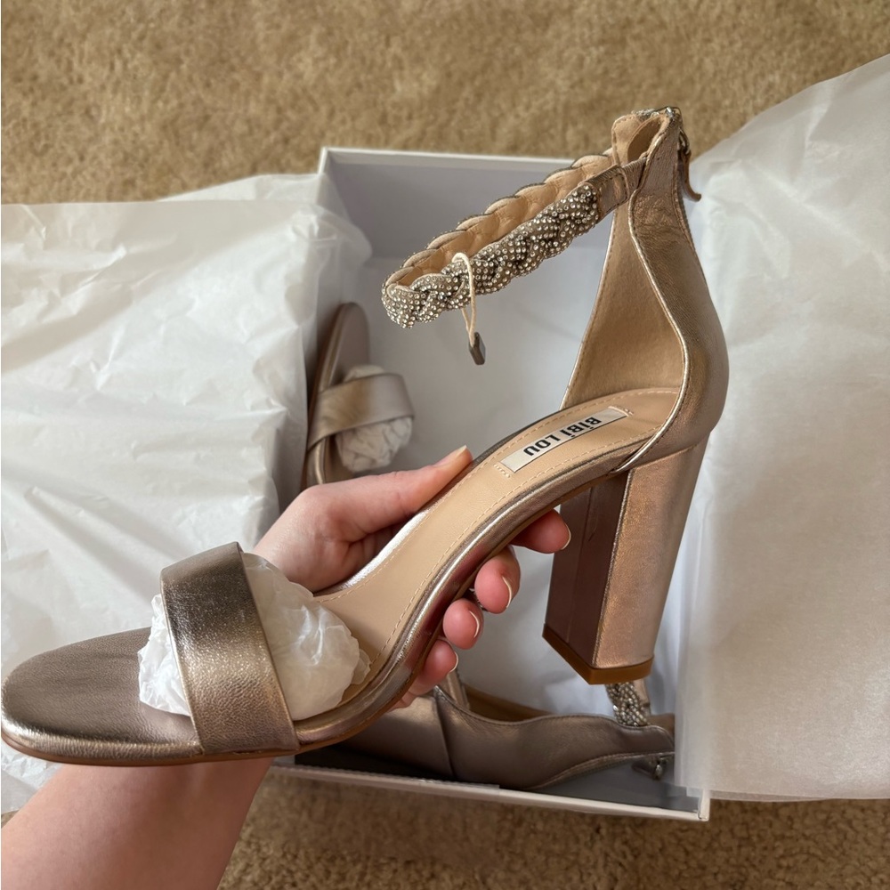 BiBi Lou NWT Gold Heels
